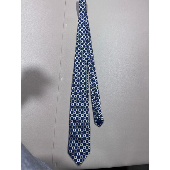 Ermenegildo Zegna Other - Ermenegildo Zegna 100% Silk Tie